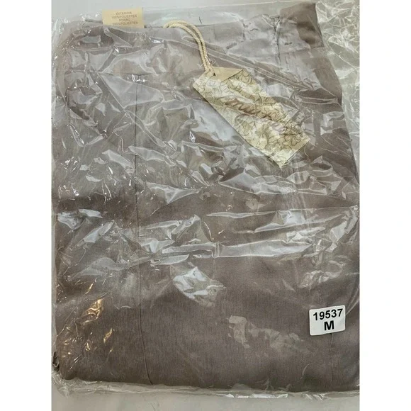 NWT Trendy satin A-Line Midi Skirt Size‎ Medium Champagne Color Lined - Picture 5 of 5